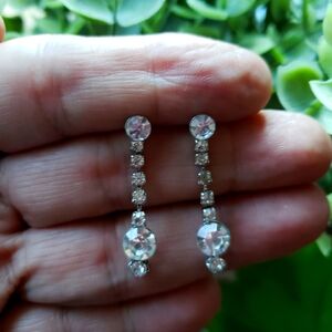 SEXY 70'S Long Vintage Clear Crystals / Rhinestones Silver Tone Dangle Earrings